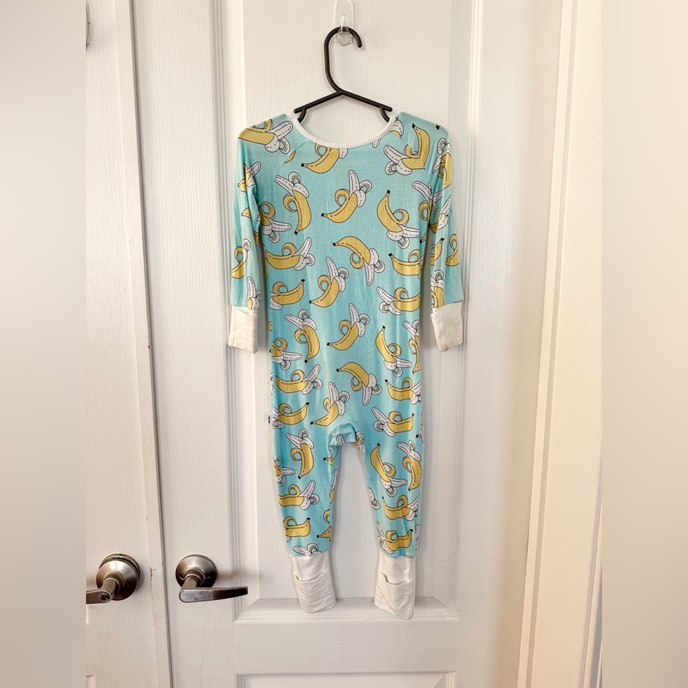 Banana Little Sleepies Zippy - Picture 2 of 5